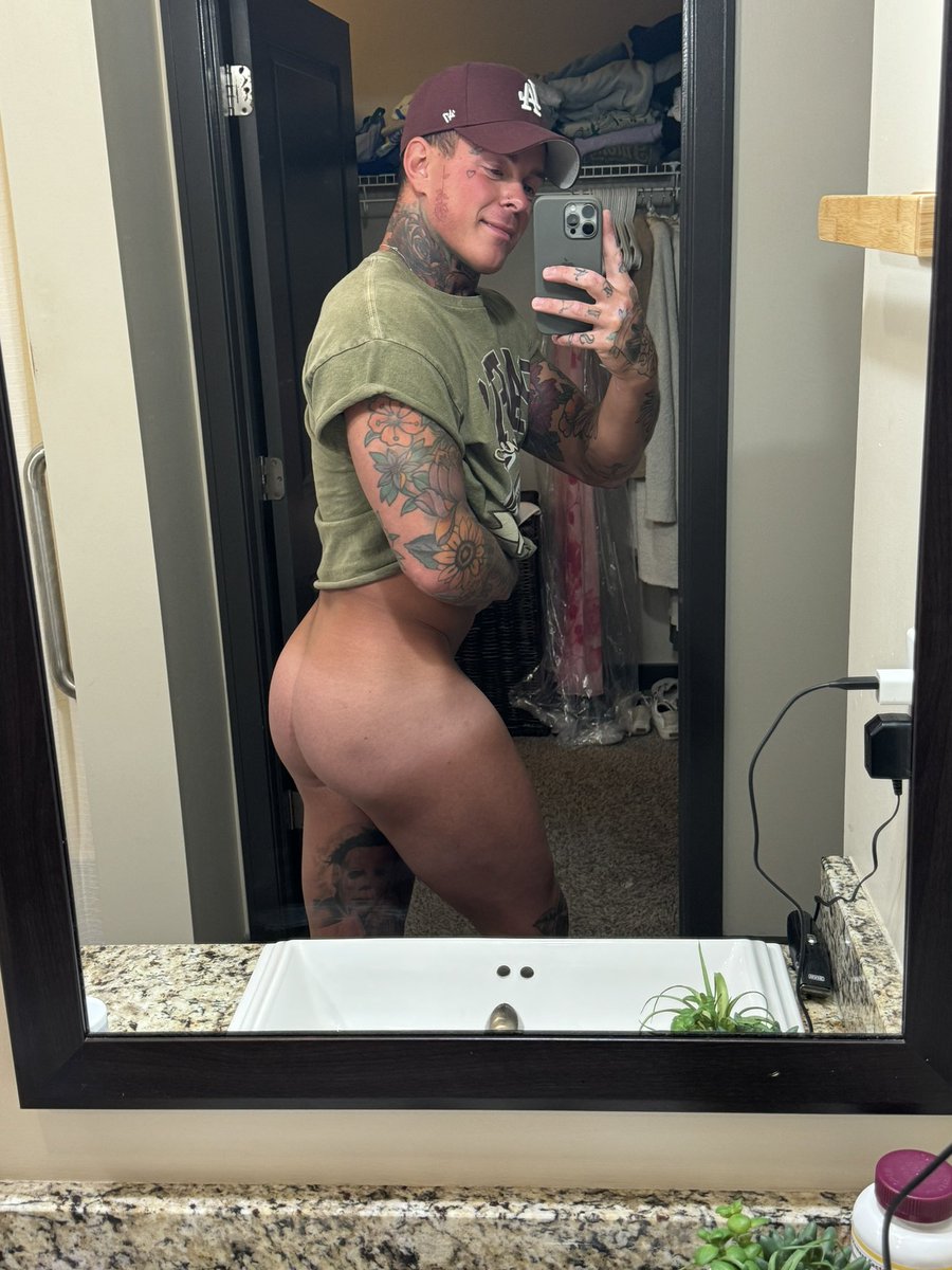 Leg day fit 🤭
