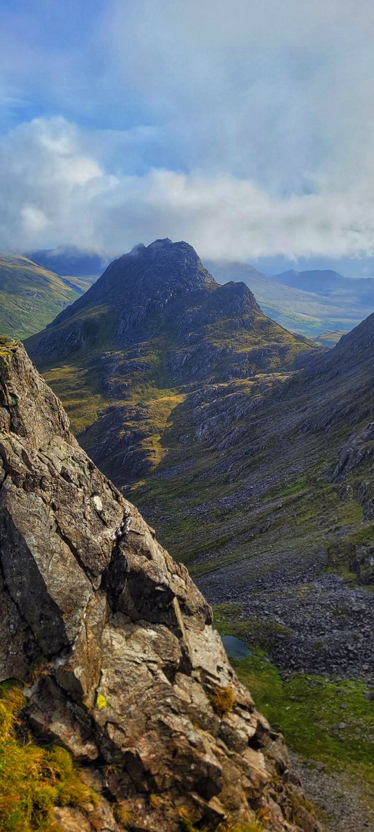 Stunning day out on the #glyders #ygribbin #ogwenvalley #glyderfach