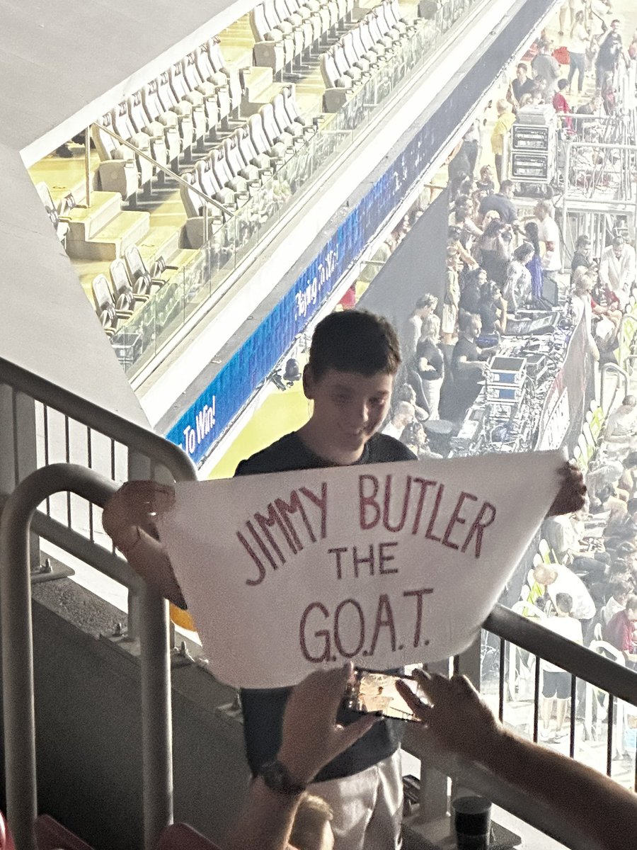 This poor kid doesn’t realise Jimmy Butler cancelled to be in china for his coffee tour, it’s a sad day to have dreams 😂

<a href="/JimmyButler/">Jimmy Butler</a>