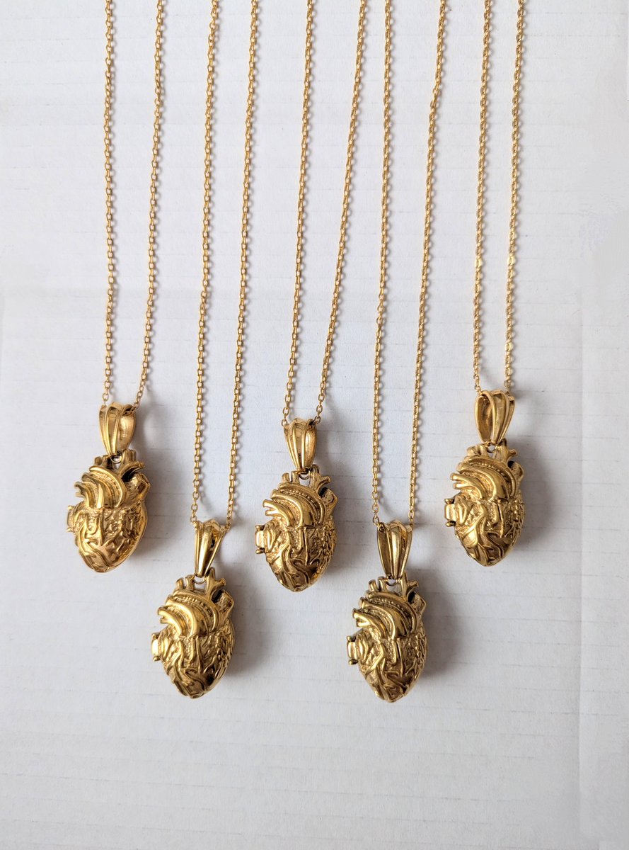 Shop LaLisa tweet media