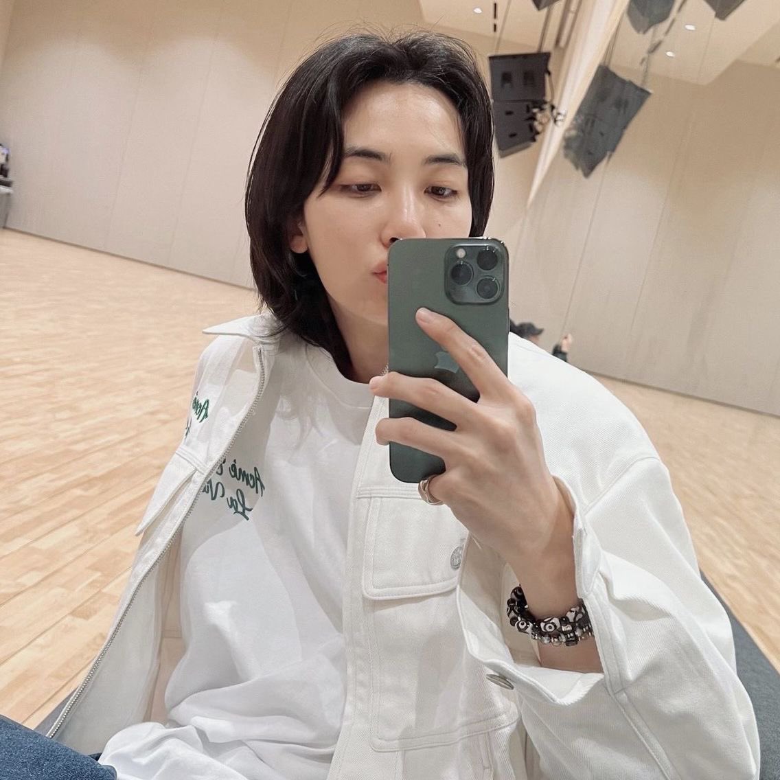 수영 ✂️ tweet media