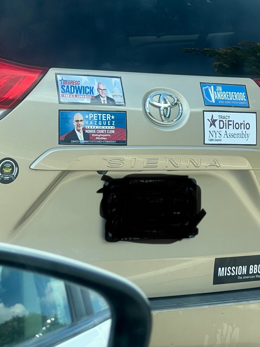 next_steps_roc's tweet photo. Thank you for the support!
Together, we're building a stronger future!
#TeamVazquez | #PuttingPeopleFirst | #BecauseICare | #NextSteps | #CountyClerkVision https://t.co/FyAO1eut7e