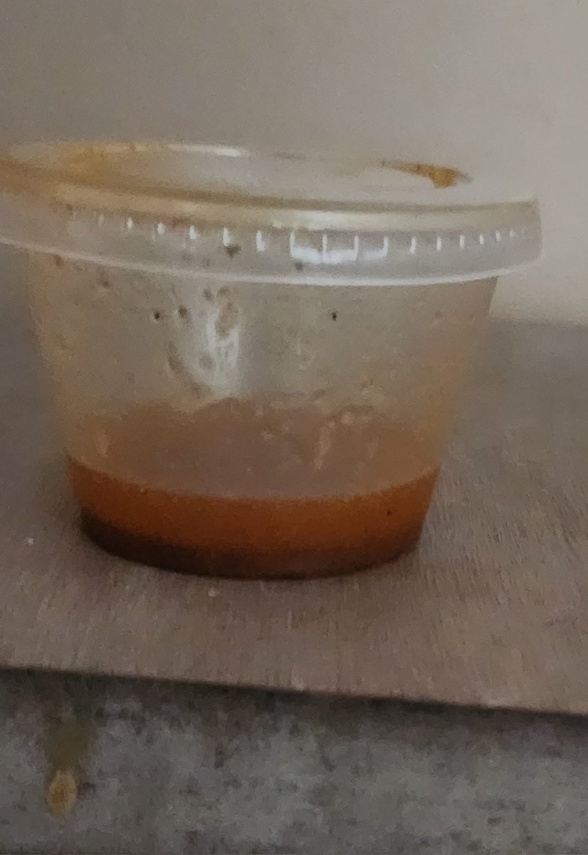 MinEffBonez's tweet photo. @ChipotleTweets @ChipotleJobs count ur days... cuz how am I supposed to dress my salad wit THIS https://t.co/qoDvpsXOQ4