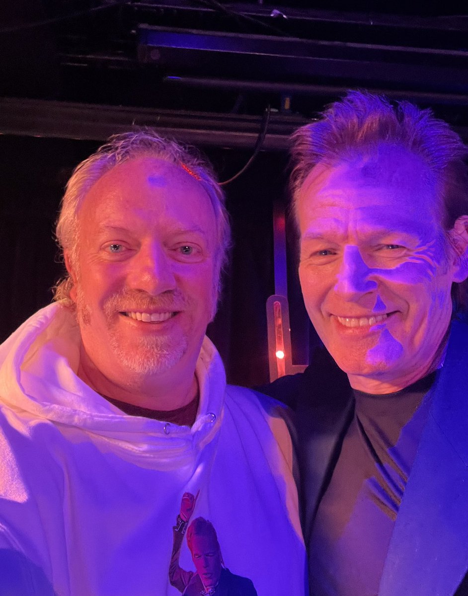 StreekyG's tweet image. With the fabulous #markshaw @THENJERICO #thenjerico #pizzaexpresslive