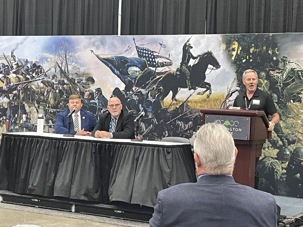 CPriceStrategy's tweet photo. Valuable session “Tips and Techniques Selling to the National Guard” at #NGAUS2024 in Detroit https://t.co/G5thF0QWaH