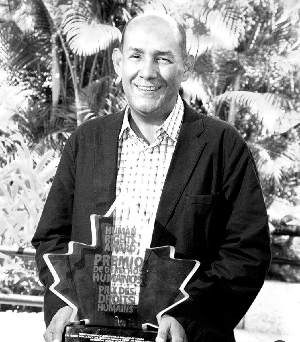 Lamentamos profundamente el fallecimiento de Carlos Nieto Palma. 

Gran defensor de los #DDHH, dedicado a la protección de la dignidad humana de los privados de libertad en Venezuela.

Extendemos nuestras condolencias a familiares y amigos.

Paz a su alma.🕊️
<a href="/ventanalibertad/">Ventana a Libertad</a>