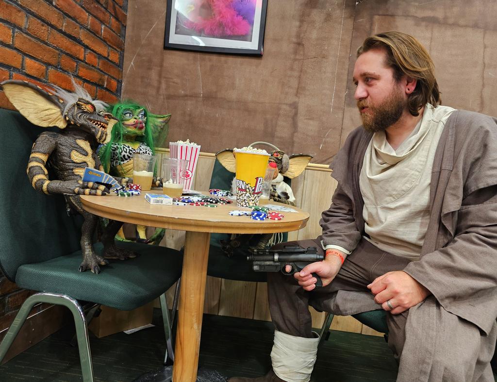 Well, I guess we finally found out who shot first!

Photo credit: <a href="/hedgescout/">HedgeScout</a>

#rebellegionireland #RebelLegionIrelandBase #RebelLegionIE #WeAreTheGoodGuys #kenobi #benkenobi #Rebels #jedi #jedimaster #lightsaber