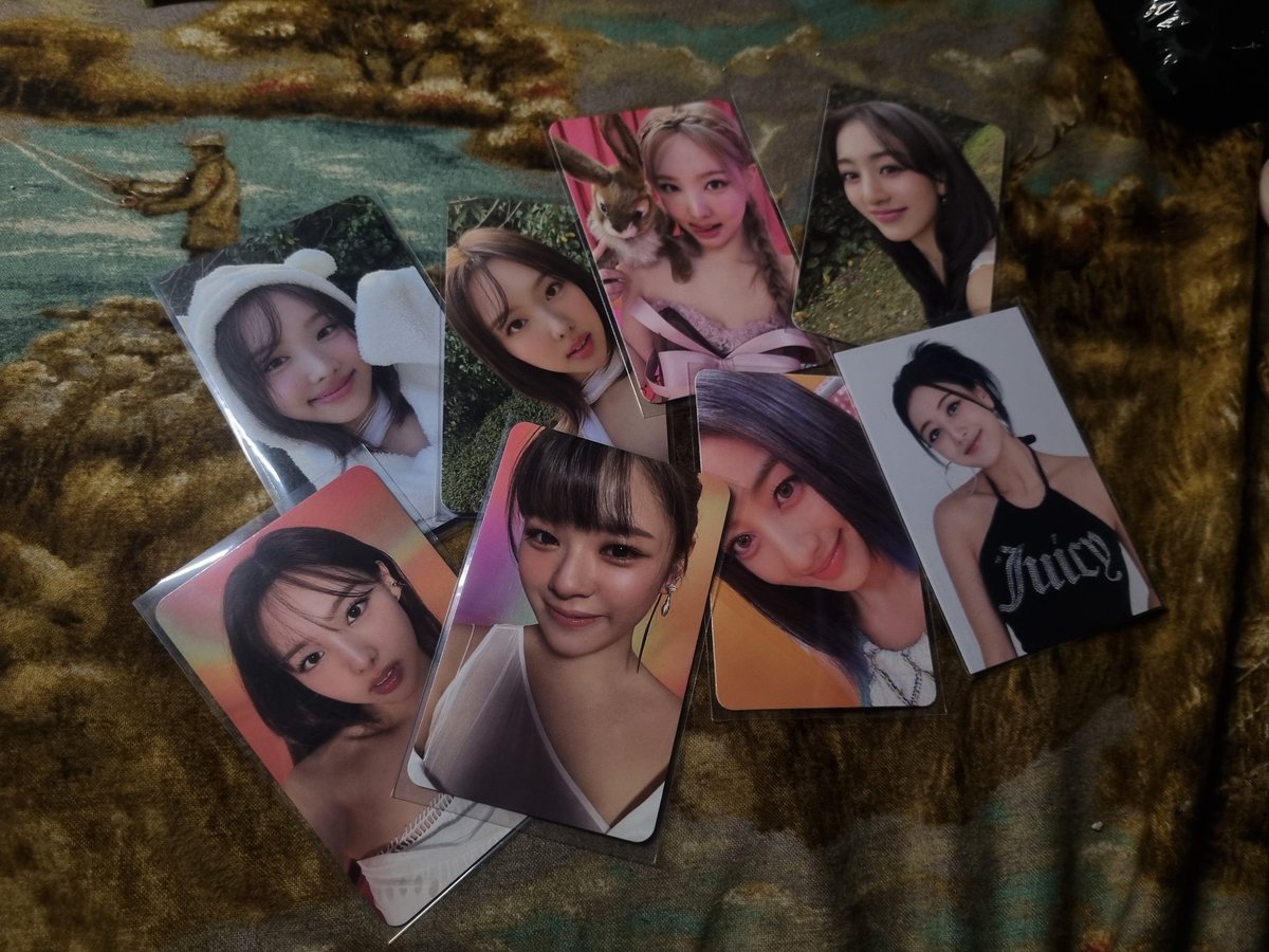 mainbyisa's tweet photo. β #mailsbyisa π€π
to: @jialuvsx
thank you so much for letting me adopt nayeon pcs together with jihyo's and jeongyeon. Until our next transaction π€ https://t.co/DyD9l4QRON
