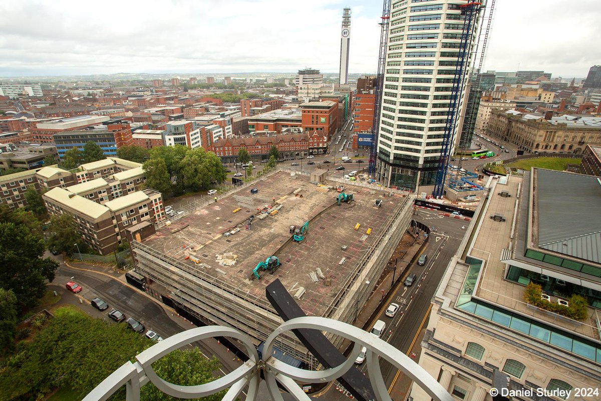 Daniel_Sturley's tweet photo. #Birmingham UK, the carpark on Cambridge Street is now being demolished to make way for Centenary Tower and Park Residence, more info here: https://t.co/IjBJq8zgMX
#BirminghamWeAre #construction
#ItsYourBuild https://t.co/MYoYc5qzLz