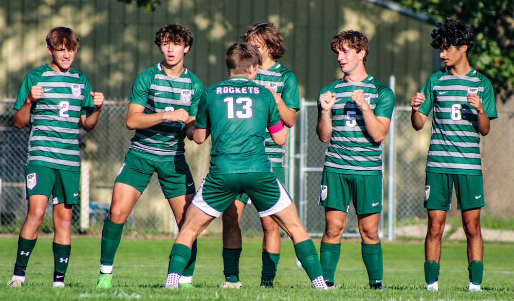 R-P soccer team falls behind twice against FH Central, but keeps battling and salvages a 2-2 tie on the road reeths-puffer.org/article/172884…