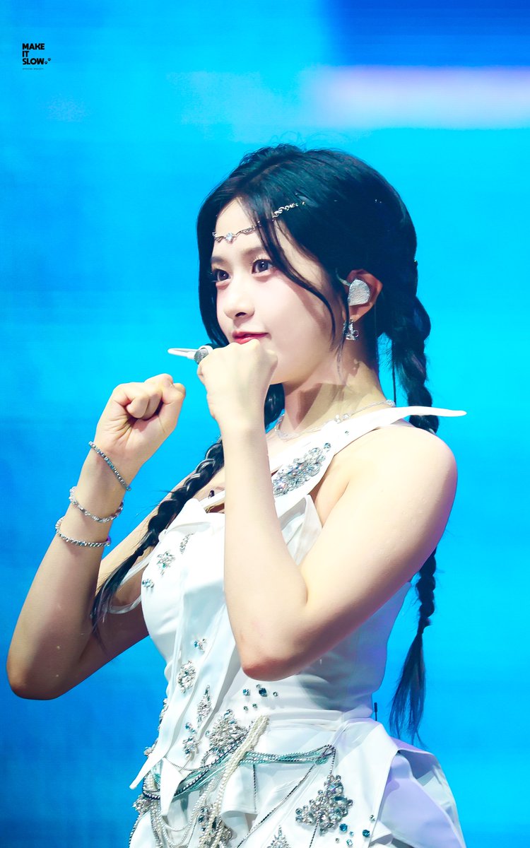 MAKE IT SLOW tweet media