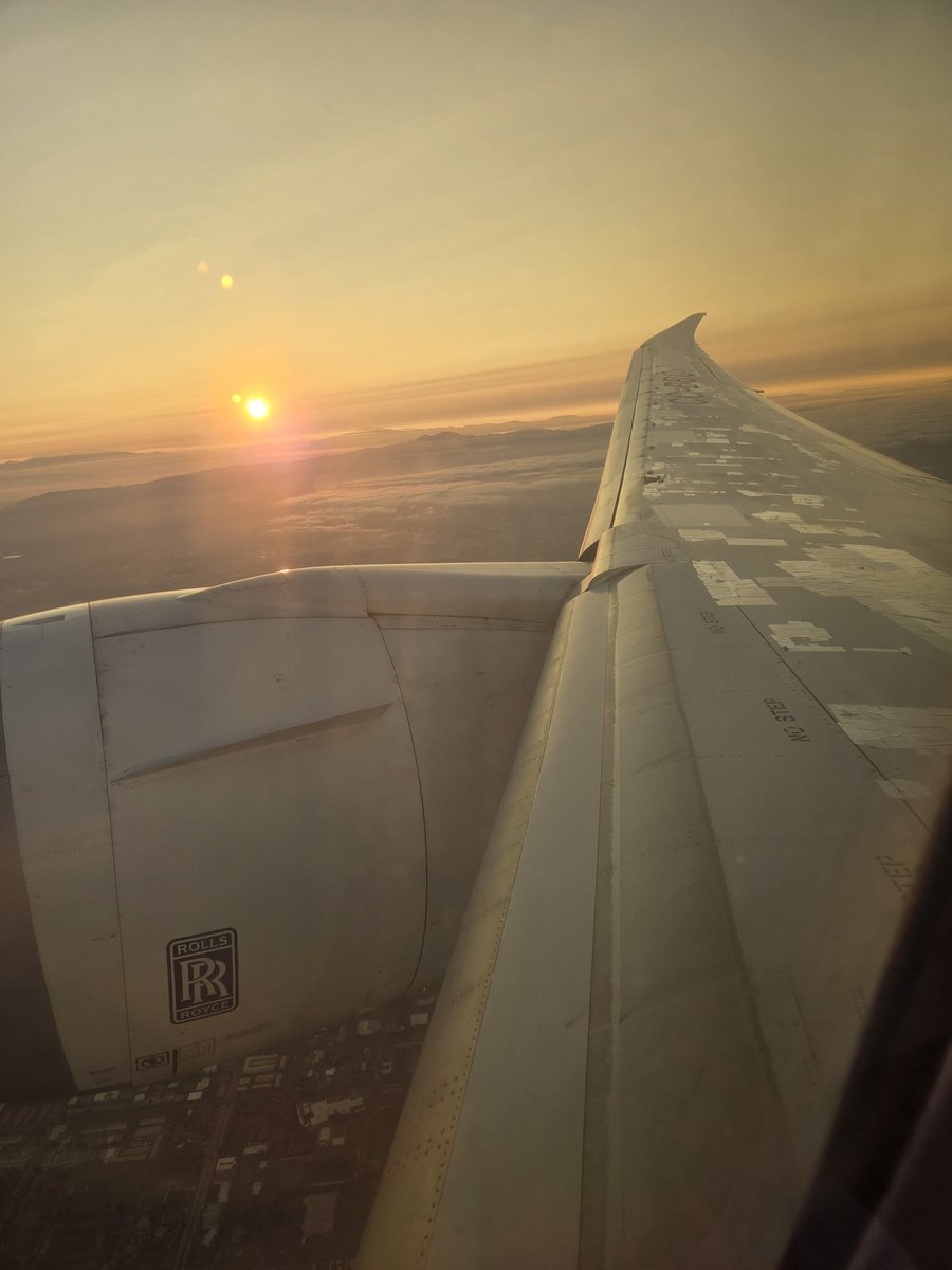 DanielHirsch25's tweet photo. @LATAMAirlines, this is A LOT of tape on the wing of the aircraft I just flew in on. https://t.co/SVLLW5JCAM