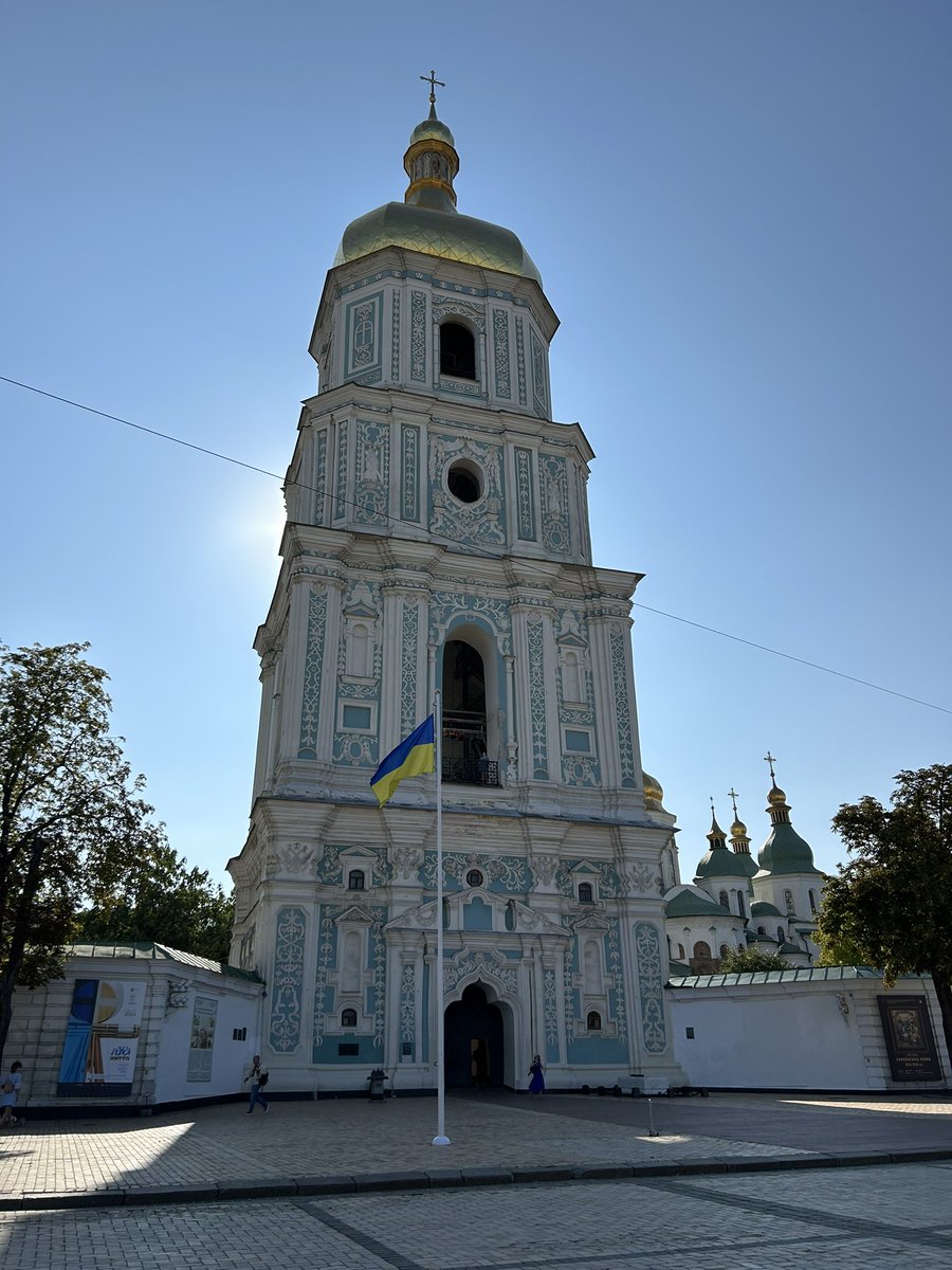 AgriKyiv's tweet photo. Just back in time in Kyiv for Independence Day - з Днем Незалежності! 🇺🇦 https://t.co/7Nuv1m3I1v