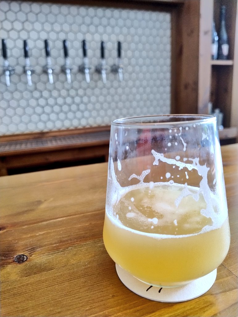 BrewGuy_'s tweet image. WoW @LHGBrewingco Enter the Loop 
IPA @axisbeer