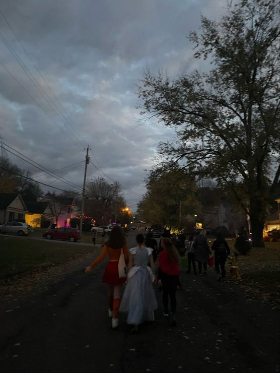 #sk4Hallowsgc 
Skinny2Halloween
<a href="/Sk4Halloween/">Read pinned !!</a> 

If you signed up for this groupchat, please read this thread !! 

#edtwt #ed ⭐️🎃