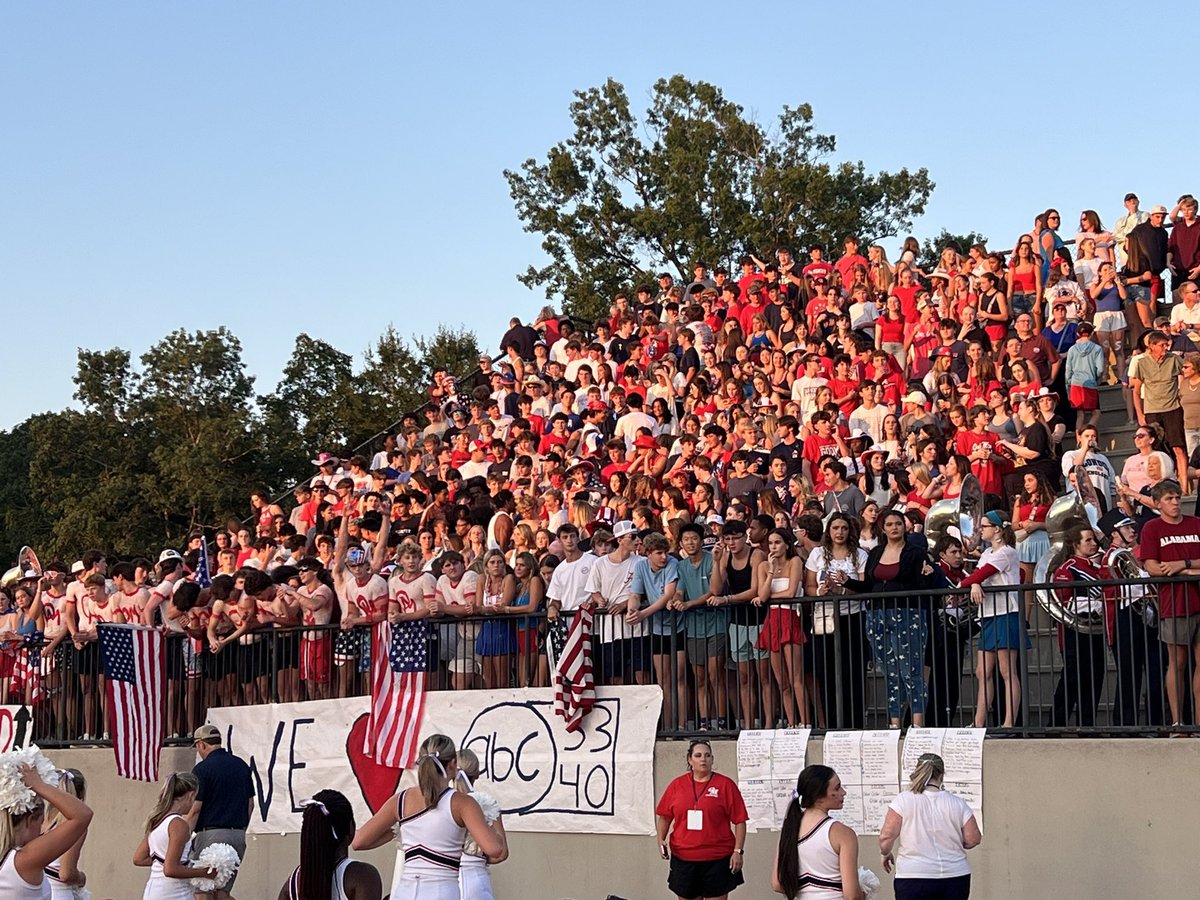 omhseagles's tweet photo. What a night last night was! Huge congratulations to Coach Mccomb and the Football program on their first win of the season. The Oak Mountain community came out and the support was incredible! Cheer and band were awesome! Looking forward to some more Friday Night Lights. #GOOM https://t.co/cMrpFlWmz1