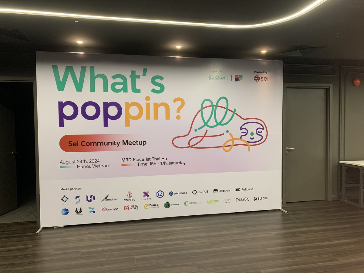 _Thufuong_'s tweet image. I&apos;m so happy to meet Lex at this meetup🔥🔥🔥 

WHAT&apos;S POPPINNNN 💥💥💥 

LOVE LAKZONE LOVE WEBUMP LOVE SEI 🔴💨 

#Lakzone #Webump #sei #Whatpoppin