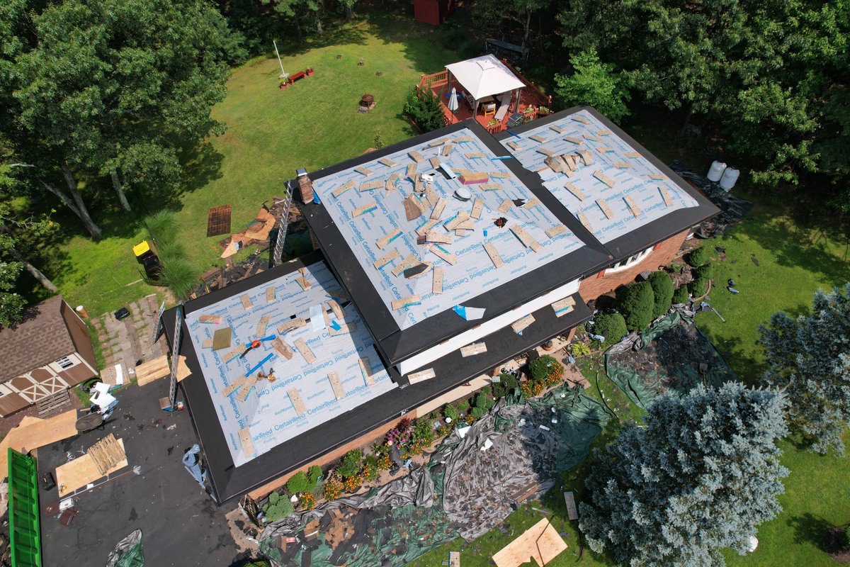 Euro Roofing & Siding tweet media
