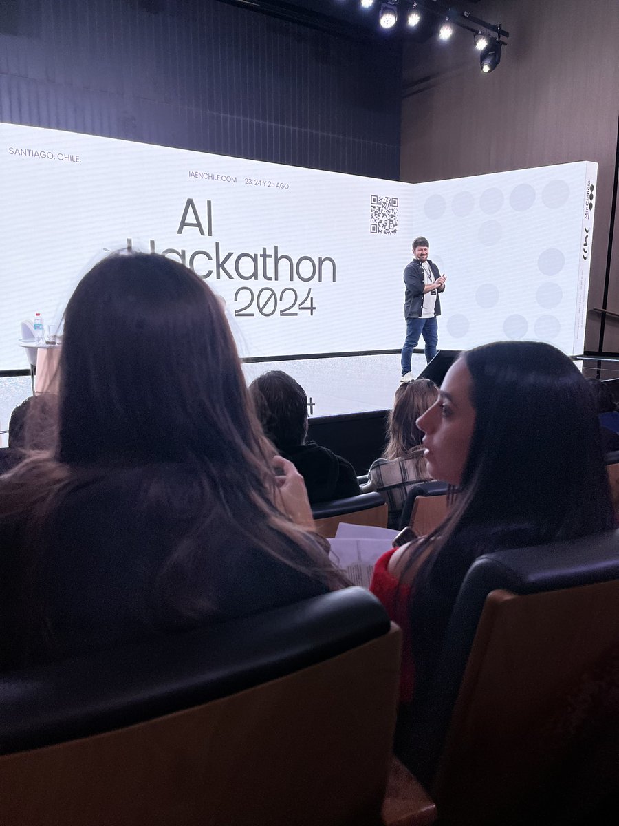 fabianhtml's tweet photo. Comenzando la 1era conferencia de @OpenAI en Latinoamérica. Un evento de @CommunityOS_ junto a @fintual @min_ciencia @CChC_Chile https://t.co/3Kg8lfYkc1