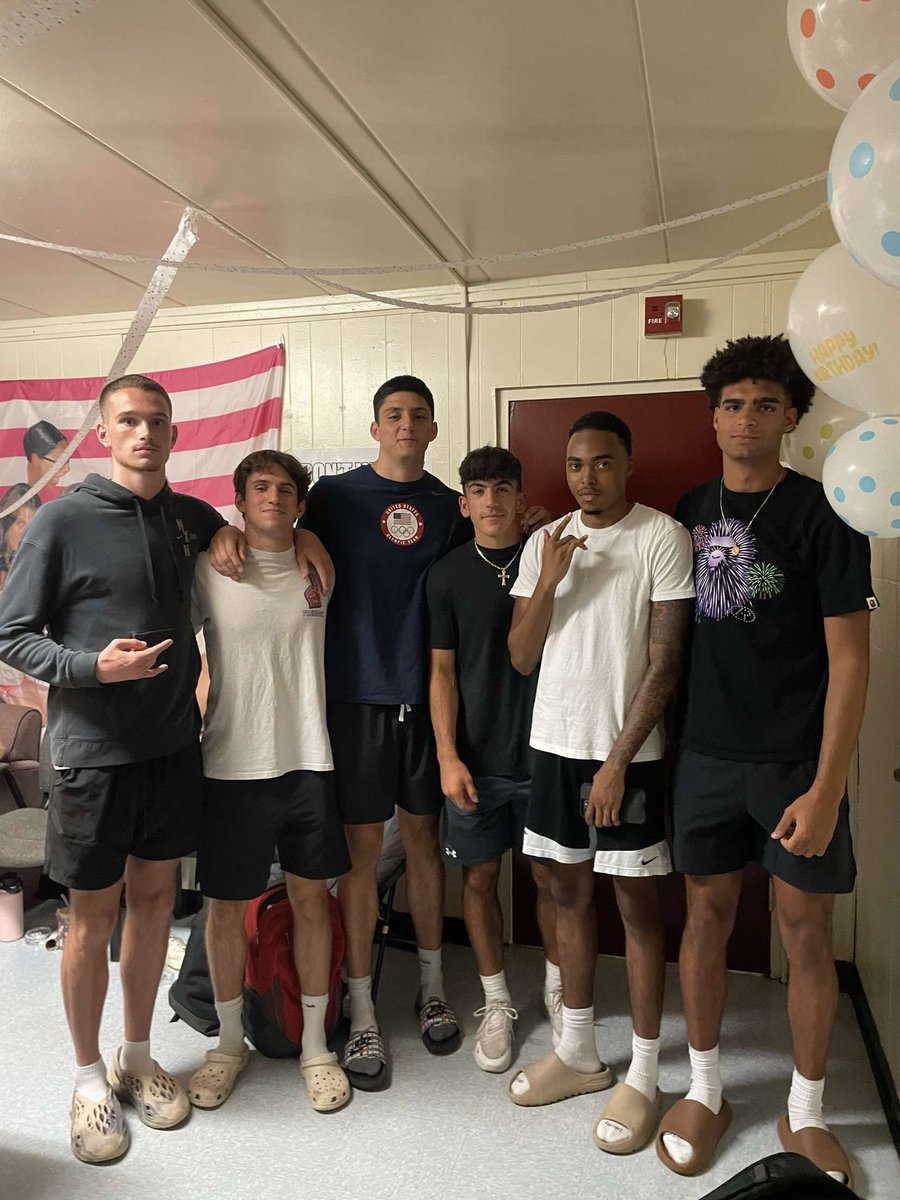 Robin Roux tweet media