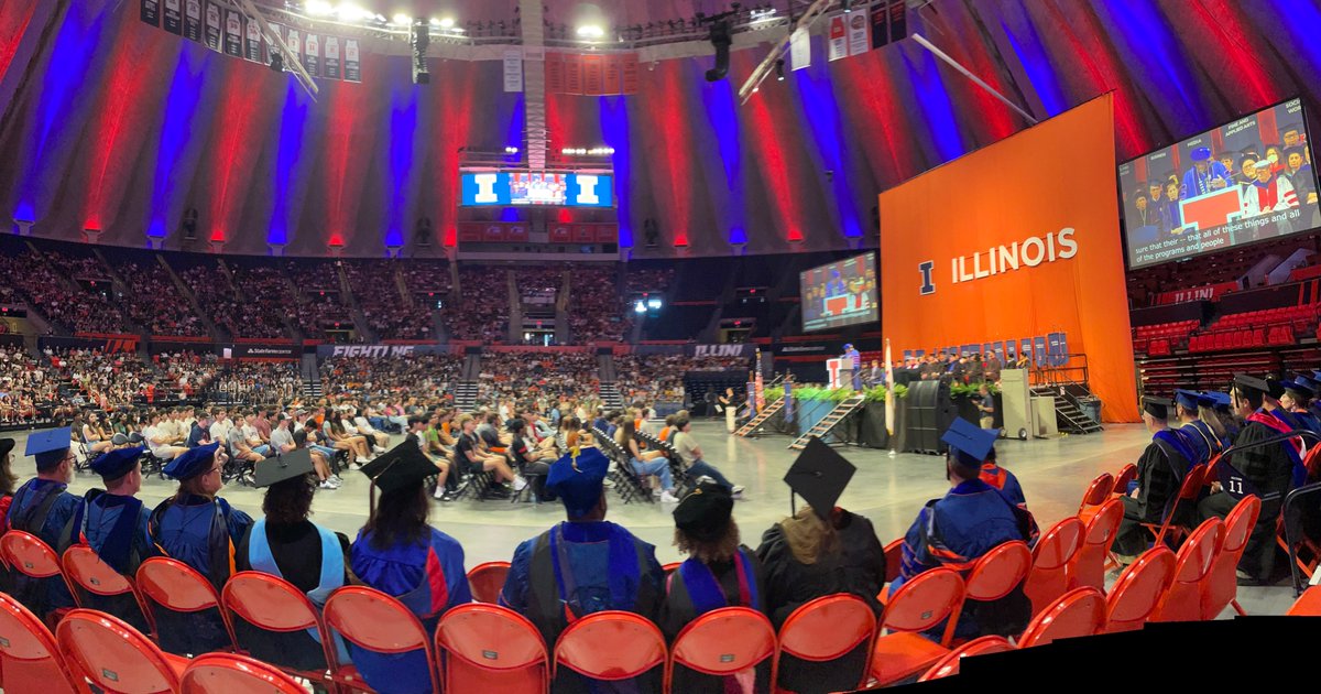 A new academic year begins at Illinois! #Convocation <a href="/UofIllinois/">University of Illinois</a>