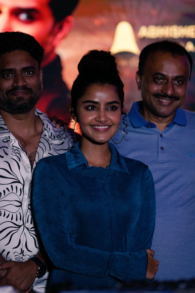 AnupamaTrends's tweet image. #Karthikeya2 National Award winning celebrations ✨

@anupamahere ❤️
#AnupamaParameswaran