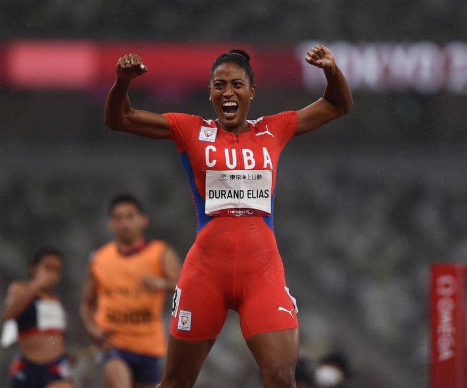 _TereFelipe_'s tweet photo. Ya están aquí los Juegos Paralímpicos d #Paris2024. Omara Durand, velocista cubana: OCHO oros en su carrera bajo los cinco aros, la mejor del mundo 😎

Sobre Fidel dijo: “Con Omara siempre vive Fidel Castro, es el hombre más grande que ha dado la tierra” 🫡🇨🇺 https://t.co/6ERsAKEQee