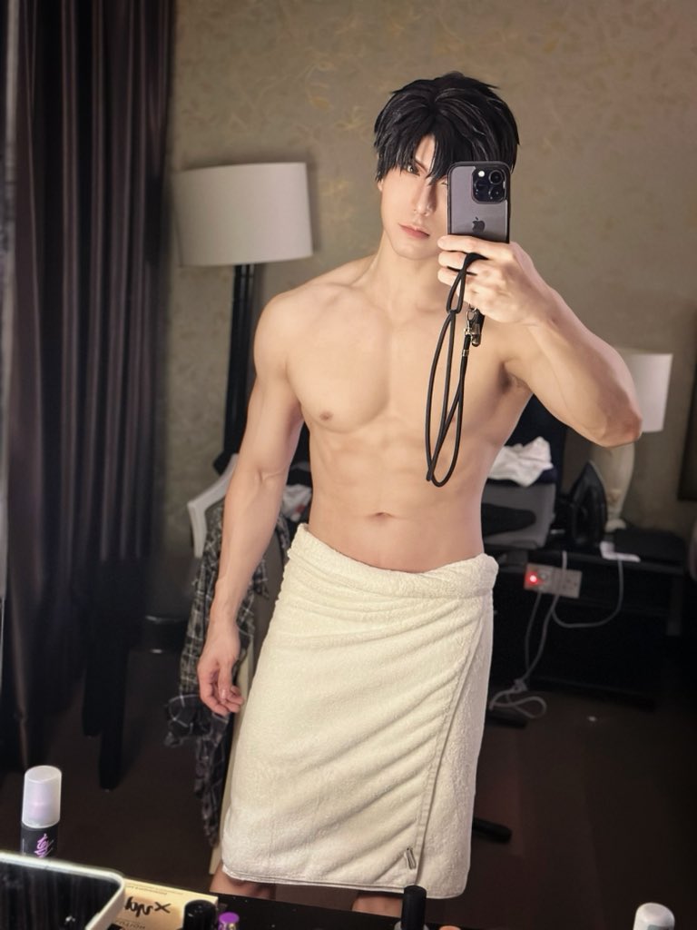 thames_malerose's tweet photo. ลองชุดคอสชุดใหม่ครับ…
ชุดนี้คอสยากมากเลยครับ…

#LoveandDeepspace 
#Zayne 
#zayneloveanddeepspace 
#黎深
#レイ
#이서언 
#zaynecosplay https://t.co/gDRLZzacBE