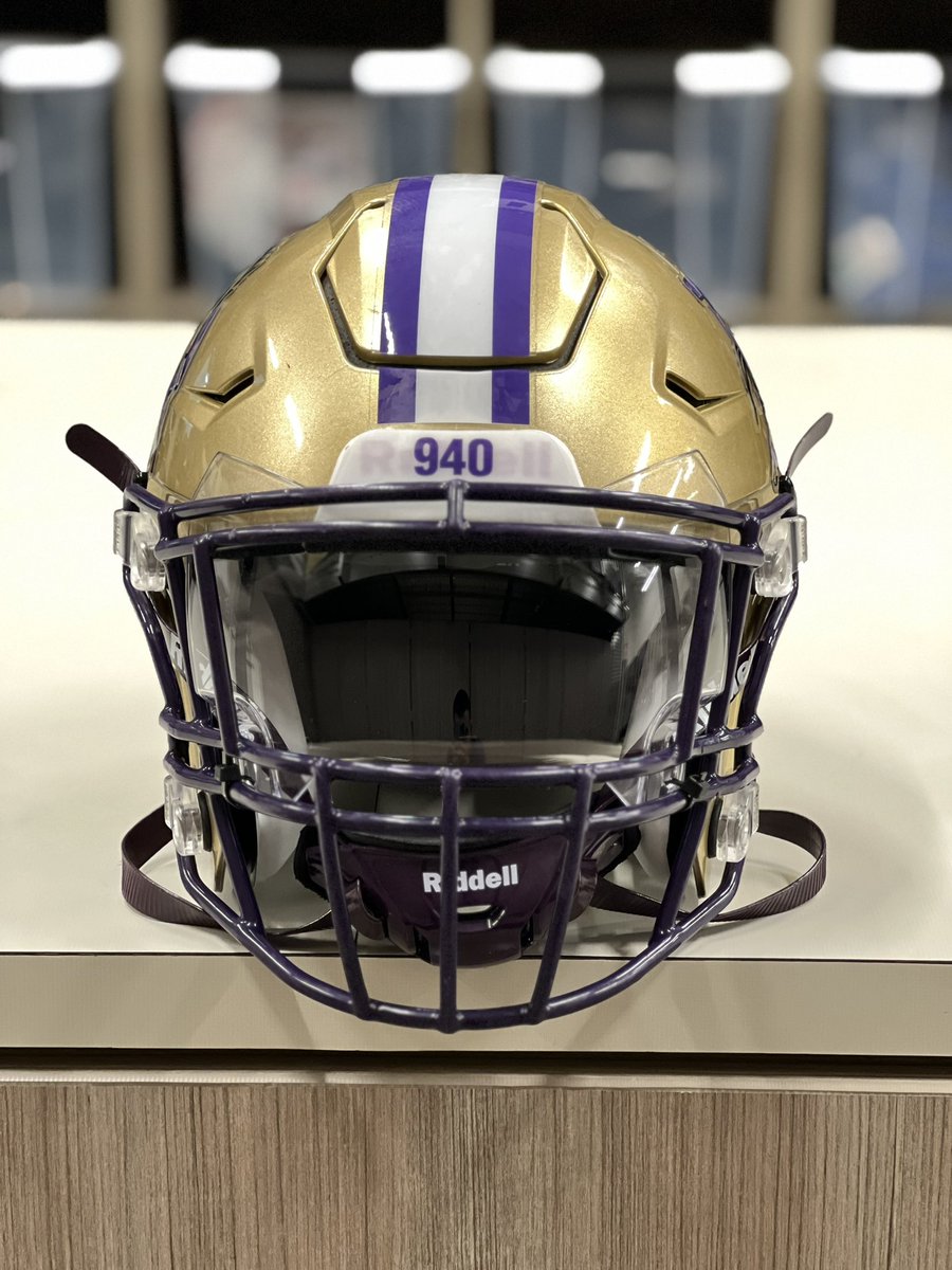 Denton High Broncos Football tweet media