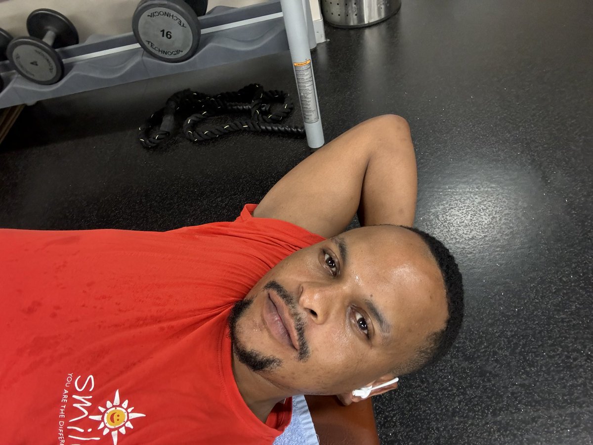 Siphelele Fuzé tweet media