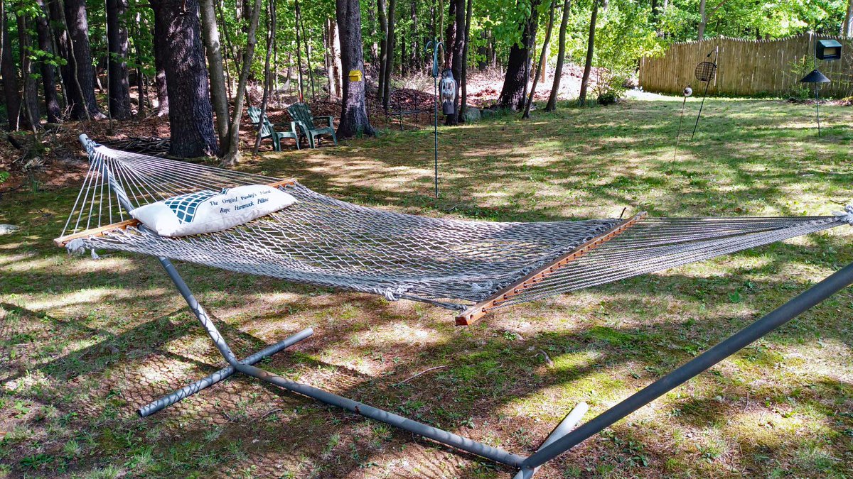 NHCoastalLiving's tweet image. ☀️ Where is your 😊happy place—at home, in a favorite vacation spot, or somewhere else entirely? Share the place that brings you the most joy and why! 
#HappyPlace #FeelGoodMoments #FavoriteSpot #annandjim 
Explore the New Hampshire Seacoast 
newhampshiremainerealestate.com/new-hampshire-…