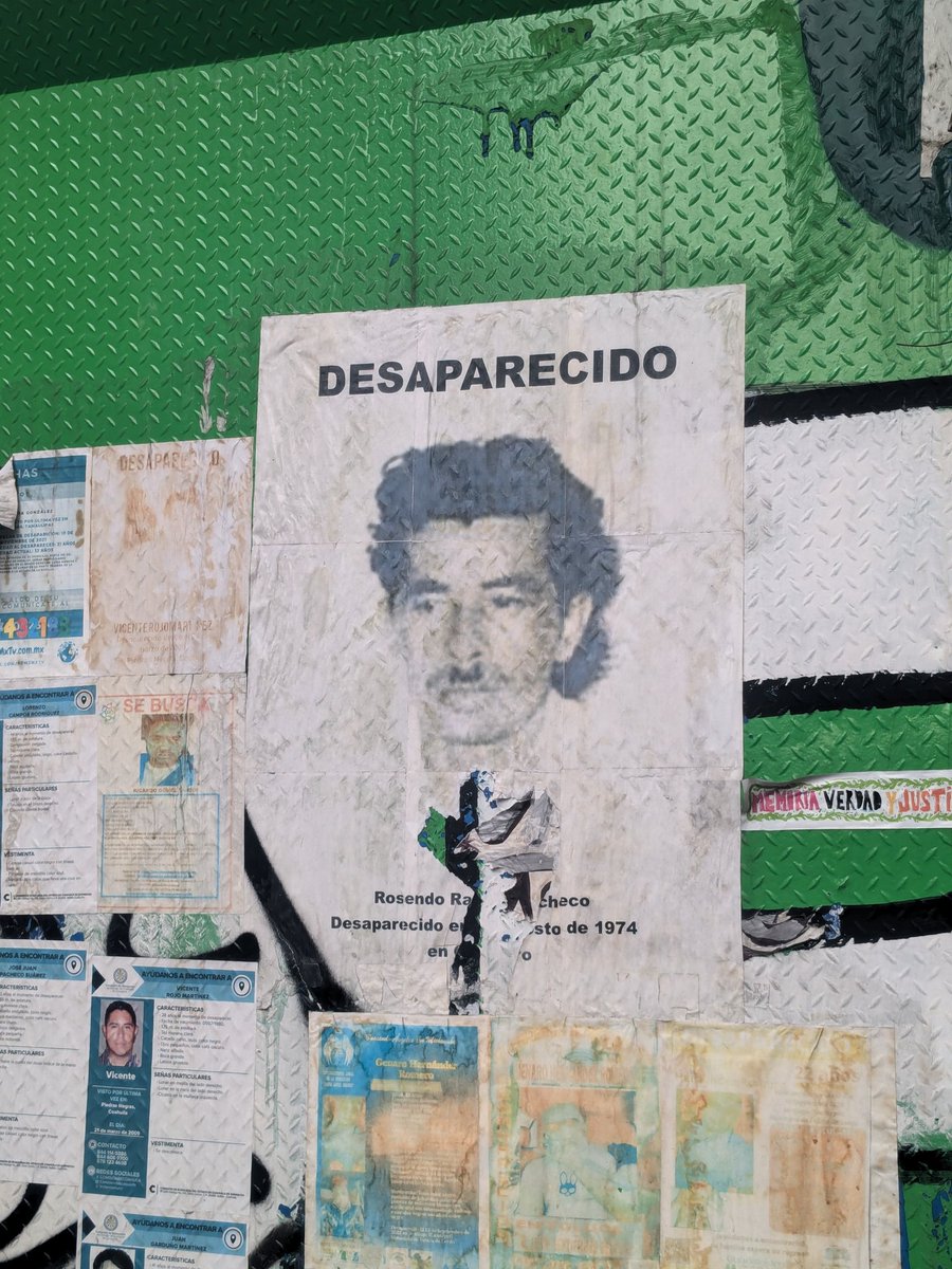 A Rosendo Radilla lo desapareció el Ejército el 25 de agosto de 1974. Junto con él, cientos de personas fueron víctimas de represión estatal en las décadas de 1960 y 1970. Muchos de los casos, incluidos el de Rosendo, siguen esperando justicia. Te contamos su historia.