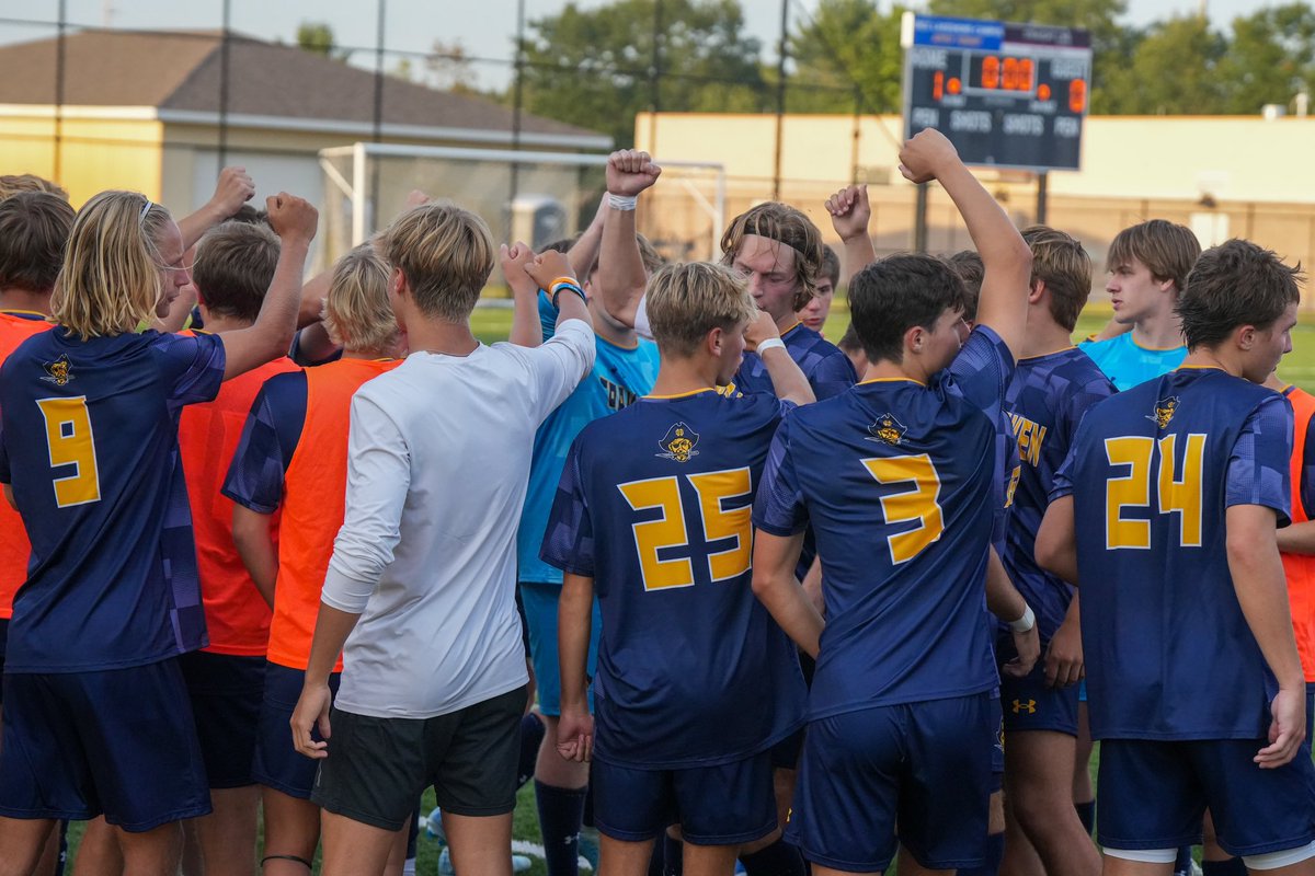 Grand Haven Athletics tweet media