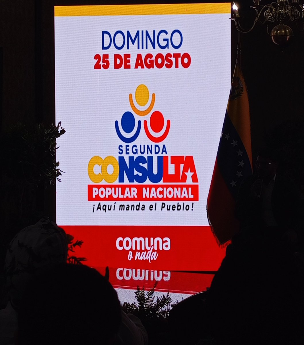 GHNordelo5's tweet photo. Estamos en la tierra de Bolívar y Chávez, para acompañar al pueblo venezolano en su Segunda Consulta Popular Nacional. #Cuba #Venezuela #CDRCuba https://t.co/azxKCHu3nn