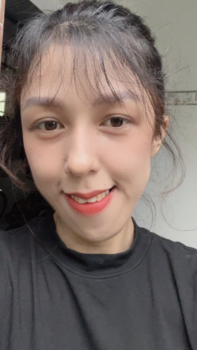 UyenTao's tweet image. #HelloHappy