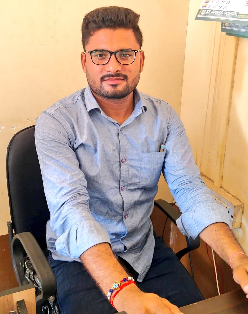 Radhemahwa's tweet photo. आज युवाओं की भारी मांग के चलते REET की विज्ञप्ति को लेकर RBSE अजमेर और शिक्षा विभाग जयपुर दोनों जगह बात की।

बताया गया है कि पात्रता परीक्षा का विज्ञापन "नवंबर" माह में जारी होगा और परीक्षा "फरवरी" मार्च में होने की शत-प्रतिशत संभावना है। https://t.co/KWJDiBE3uf