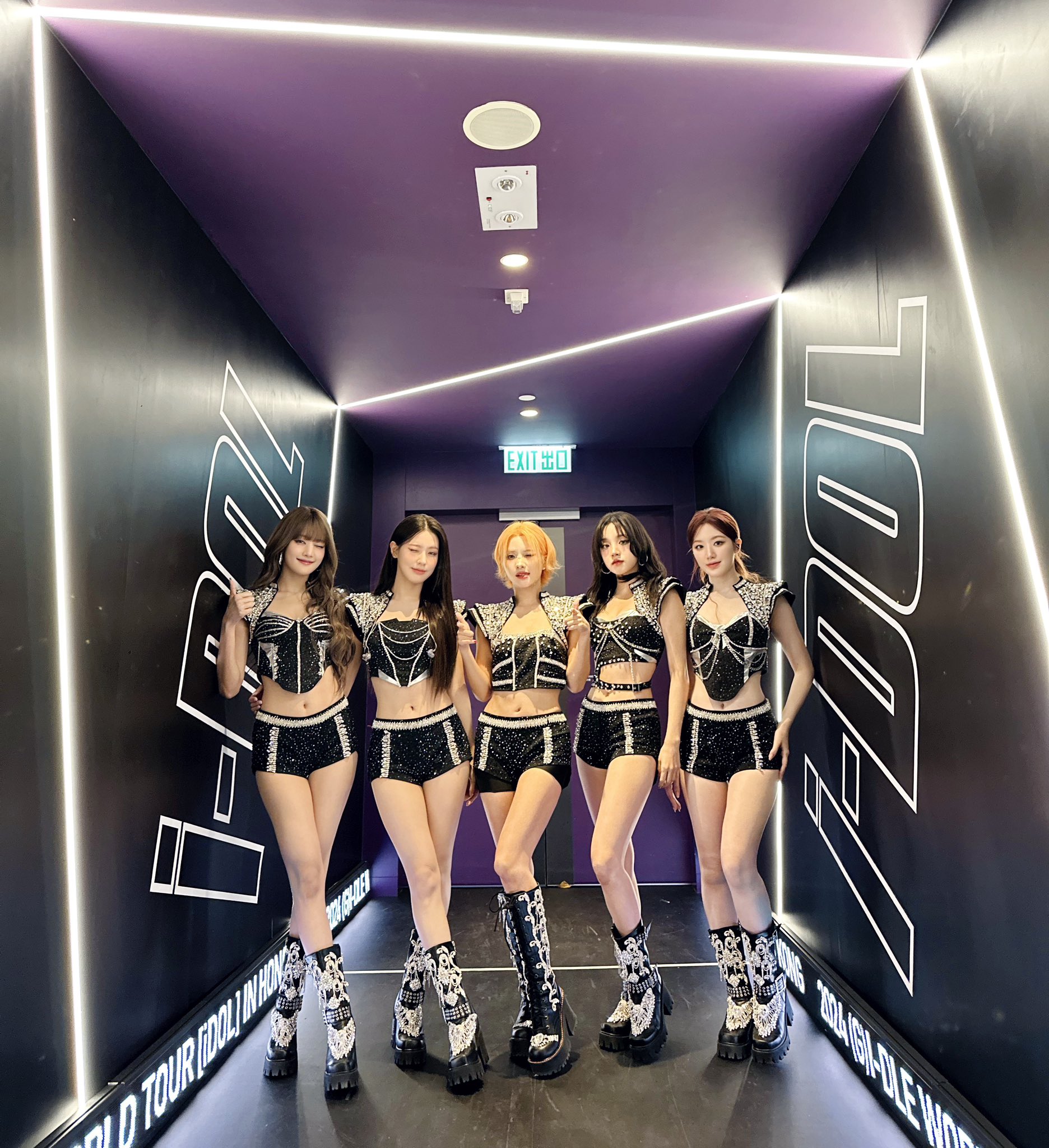 (G)I-DLE 中華 kms 6.0 限定 ヨントン V4 5枚コンプセット 上品】 G)I-DLE 中華 kms 6.0 限定 ヨントン V4 5枚コンプセット