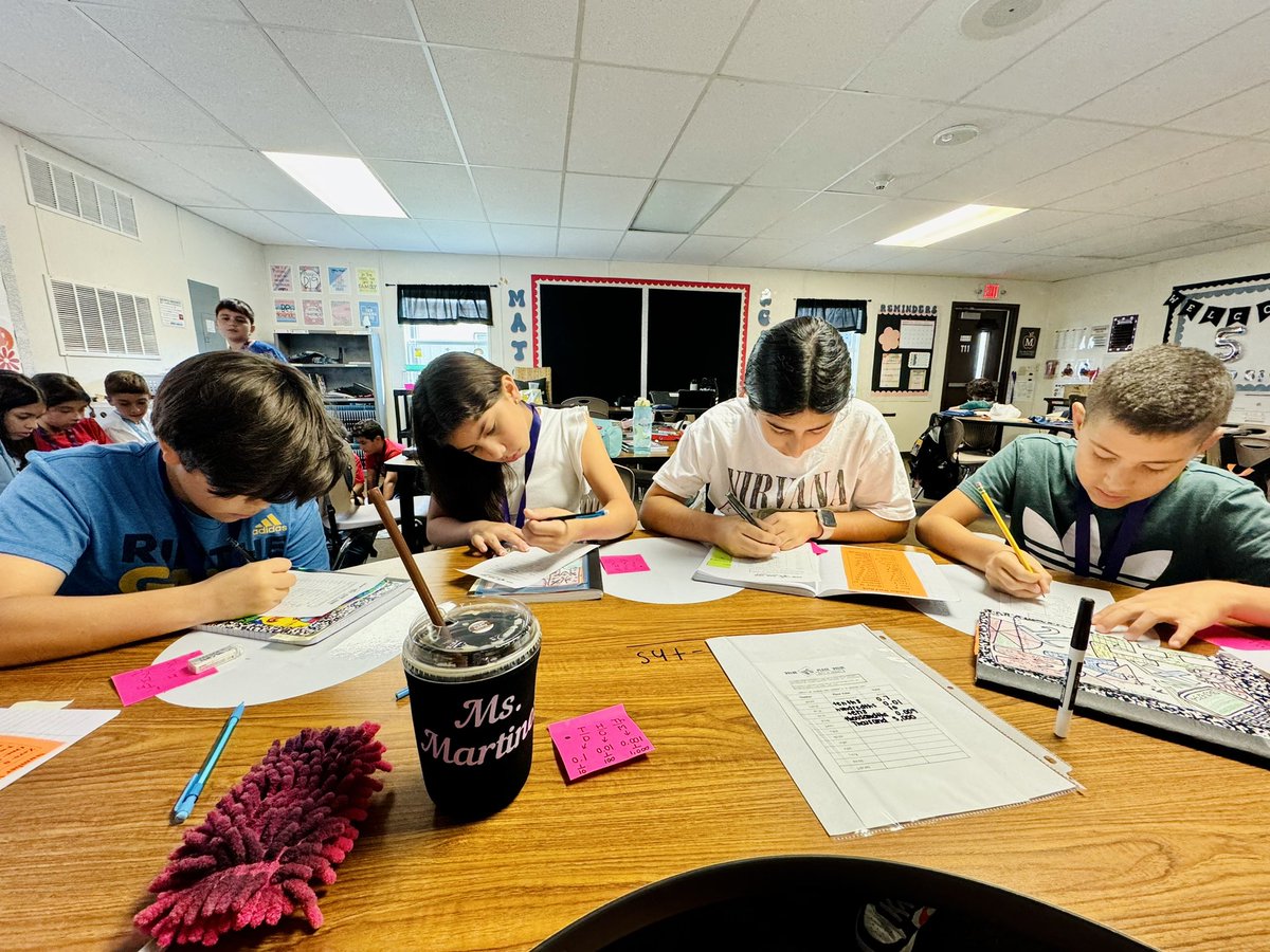 Math Small Groups, back in action 🫡✅
#5thbilingual