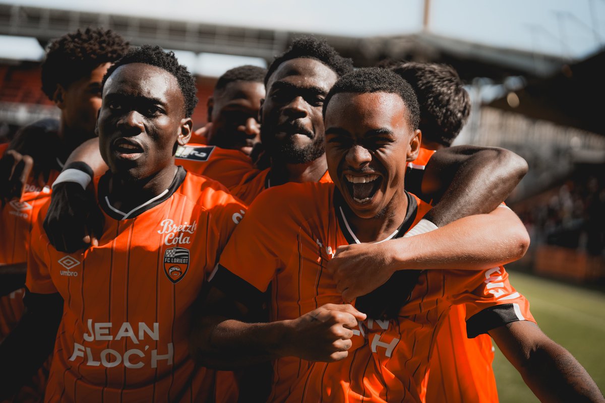 FC LORIENT 🐟 tweet media