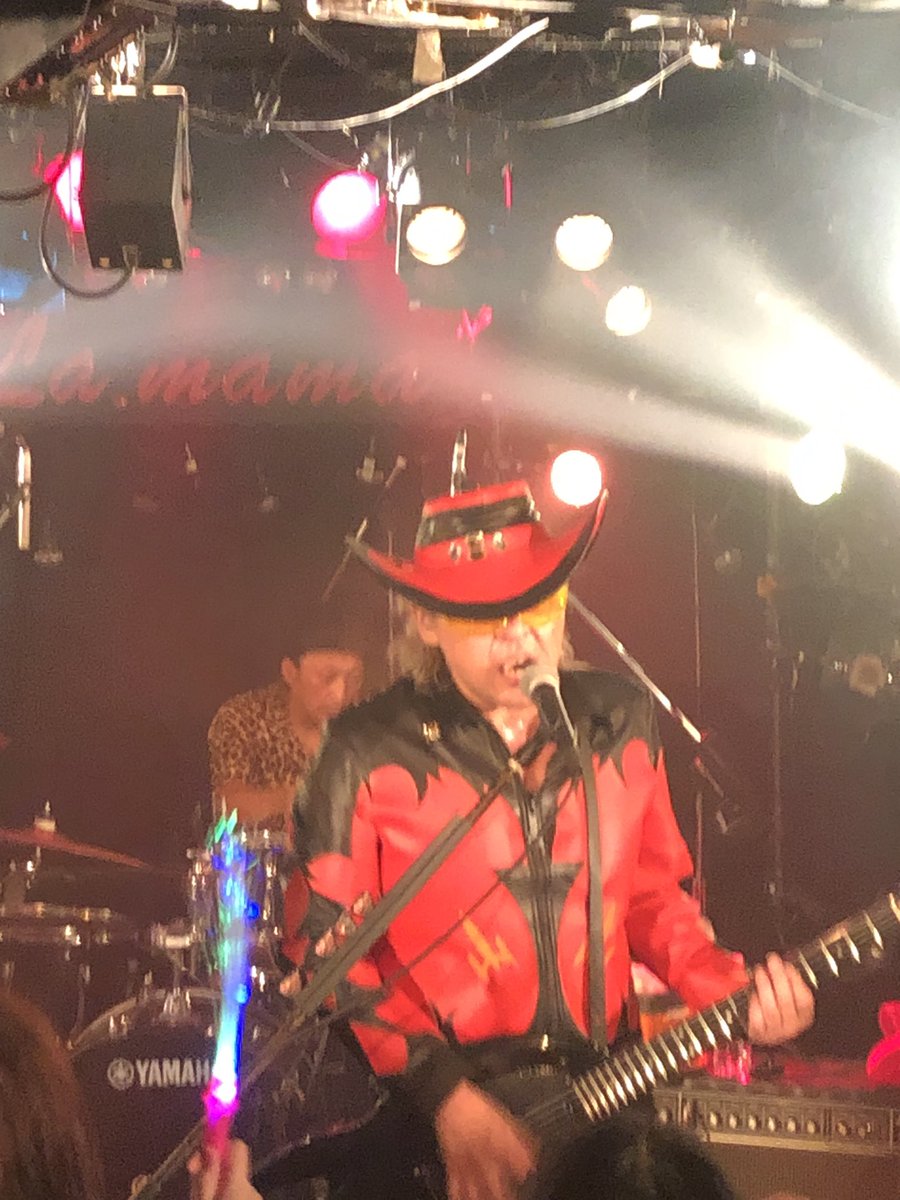 heaven_outside's tweet photo. 今日はお店片付けの合間に、サクッと渋谷に行ったら、SPACE COWBOYが日本に来ていた😅

#布袋寅泰
#布袋寅泰トリビュート
#theDifferent's https://t.co/JZyvKthBpS