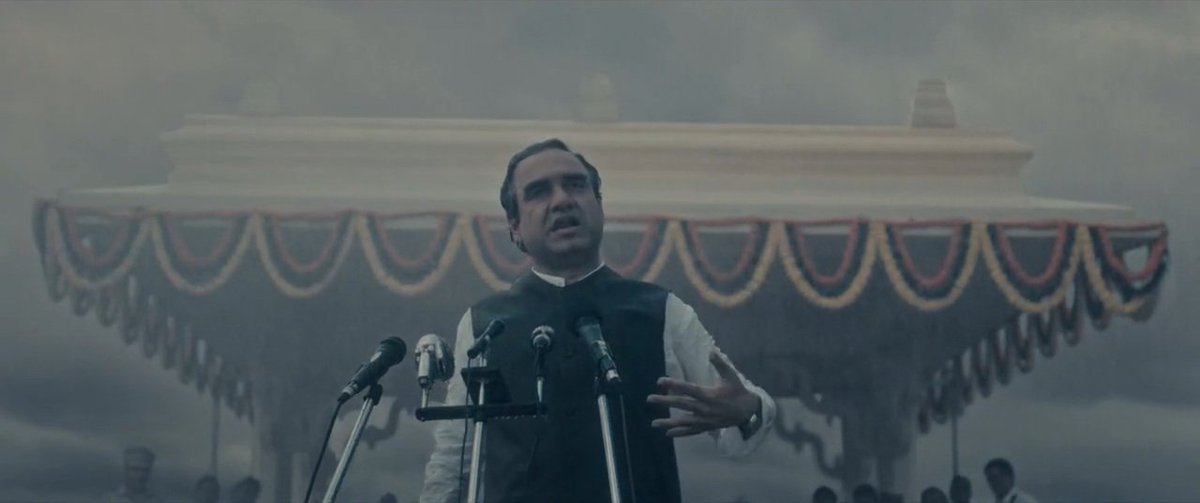 durjanrathore09's tweet image. बताओ कौनसी मूवी है? 
#moive