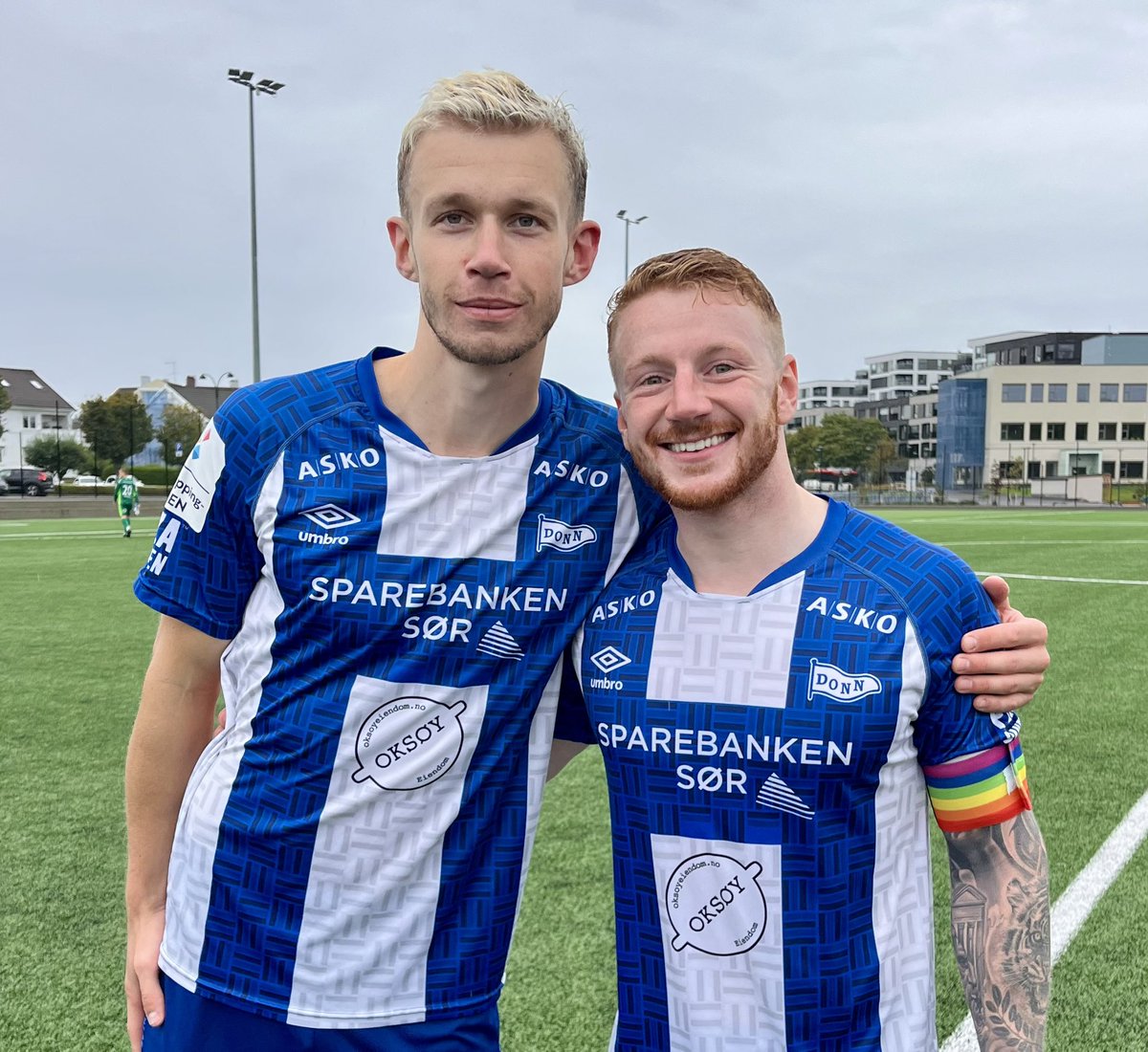 🏁 | Det ender med 2-0 og 3 poeng i høljregnet på Kristiansand kunstgress. Vi takker Trauma, dommerteam og dagens tilskuere så mye for kampen, og ønsker vel hjem. Våre mål ble scoret av Andreas Sersland og kaptein Jacob Just. Nå skal vi hjem å tørke. God helg! #fkdonn
