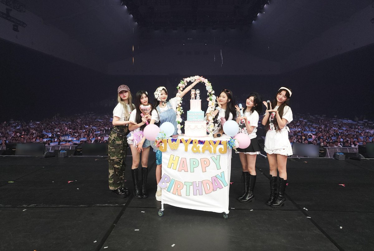 IVEstarship's tweet image. 📸
IVE THE 1ST WORLD TOUR
&amp;lt;SHOW WHAT I HAVE&amp;gt; 
in JAKARTA ✨

#IVE #아이브
#SHOW_WHAT_I_HAVE
#IVE_WORLD_TOUR