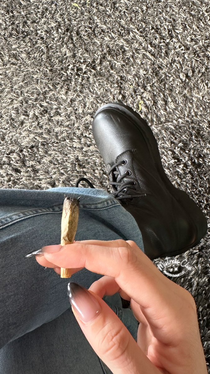 missdommeclio's tweet photo. You get to worship My boots, but you have to empty your bank account and roll Me another joint first. https://t.co/He5W0EsCDu