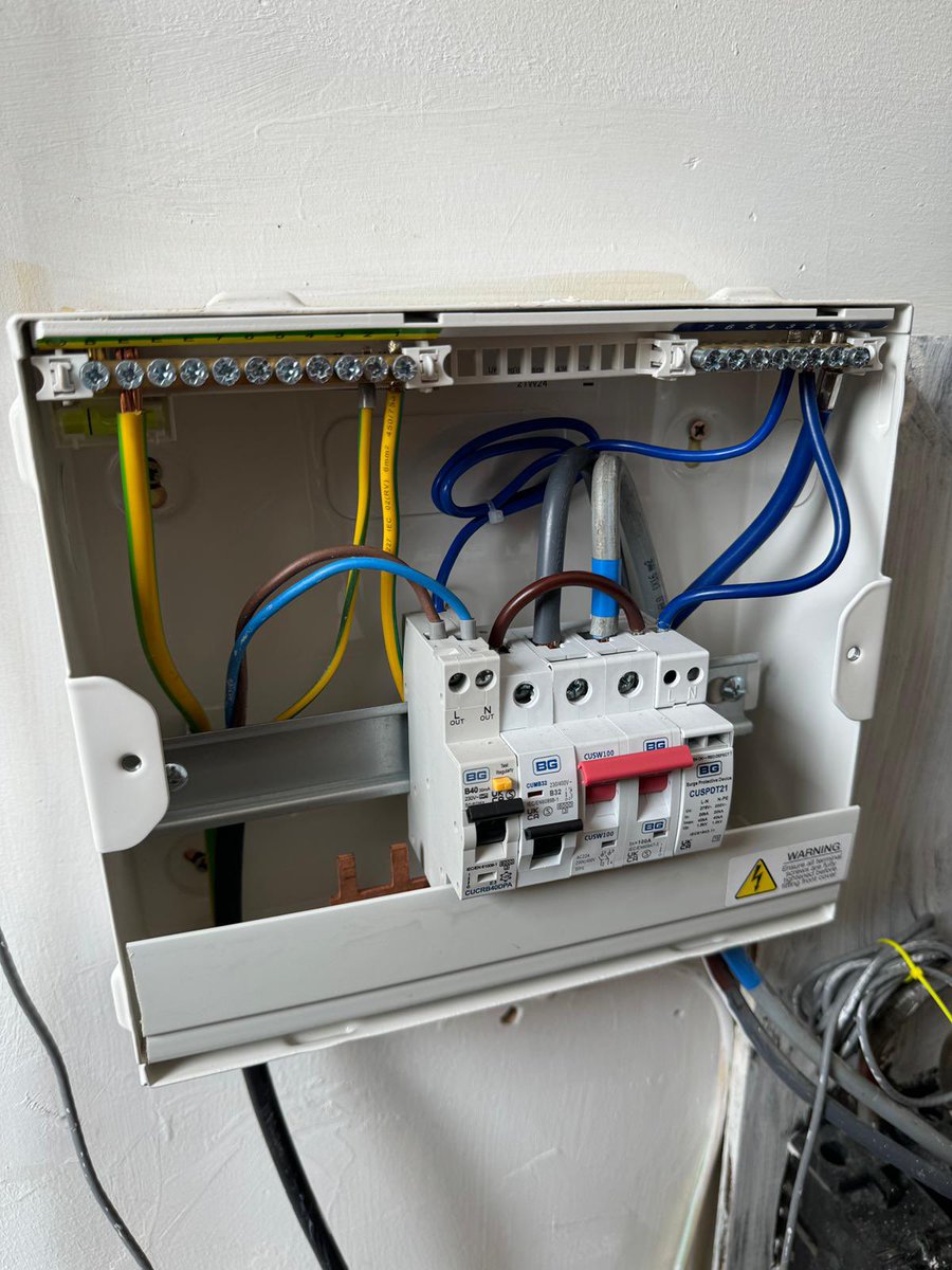 Artisan Electrics tweet media