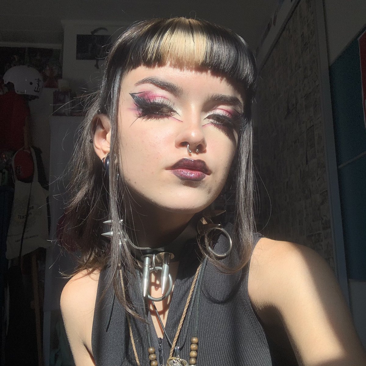 pyv0uane's tweet image. À votre avis, je rentre en quelle licence en septembre ? histoire de voir si l&apos;habit fait le moine mdr