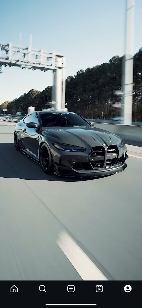 rehs7's tweet photo. @BMW https://t.co/9gu2ko7Pcg