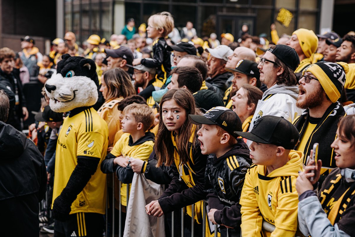 Wear Gold &amp; Bring The Energy ⚡️

Meet our supporters under the All Together Now bridge as we march to our team arrival at 5:35 p.m. on Sunday. Be Massive and welcome the Black &amp; Gold ahead of the Leagues Cup Final. Glory To Columbus 🖤💛