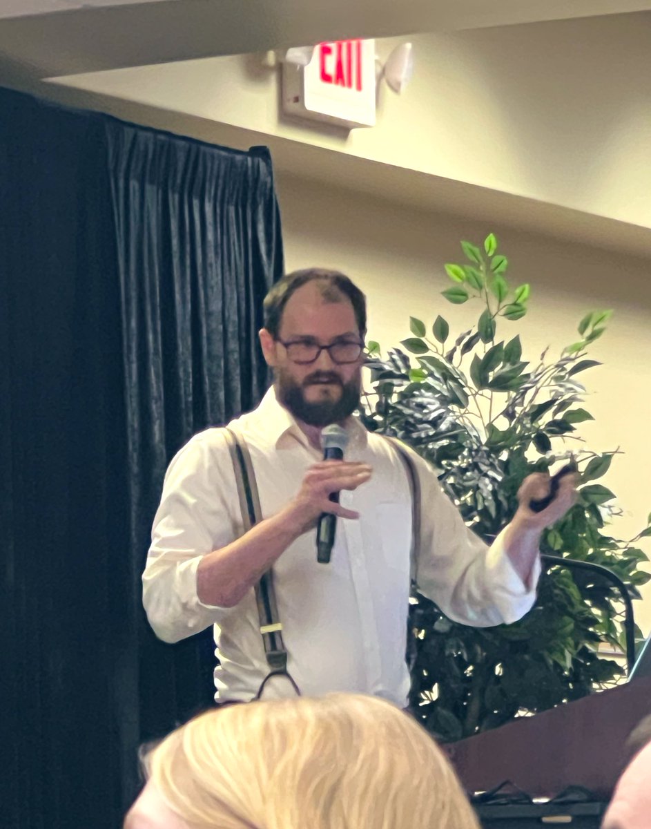 It’s the most wonderful time of the year…. Symposium! The weather is not as hot as the science. 🔥🔥🔥