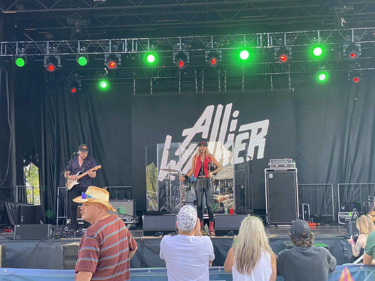 Rob Curling (@robcurling) on Twitter photo Enjoyed the brilliant <a href="/alliwalker/">Alli Walker</a> yesterday at the #megaworldsfanfestival at St Catharines as part of the #WRChamps <a href="/WorldRowing/">World Rowing</a> in Canada🇨🇦. But can anyone tell me what instrument she is playing here? A clue:🏴👛🪈🪈🪈 The sound was amazing!!!😃👍👍👍 Enjoyed the brilliant <a href="/alliwalker/">Alli Walker</a> yesterday at the #megaworldsfanfestival at St Catharines as part of the #WRChamps <a href="/WorldRowing/">World Rowing</a> in Canada🇨🇦. But can anyone tell me what instrument she is playing here? A clue:🏴👛🪈🪈🪈 The sound was amazing!!!😃👍👍👍